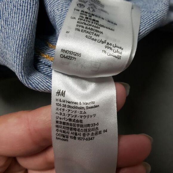 H&M Jean Jacket - Denim Jacket Size 6, Blue - Picture 7 of 9